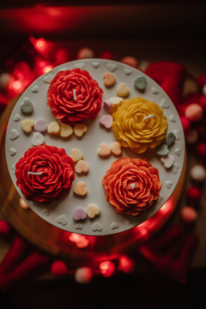 Beeswax peony candles: Color assortment